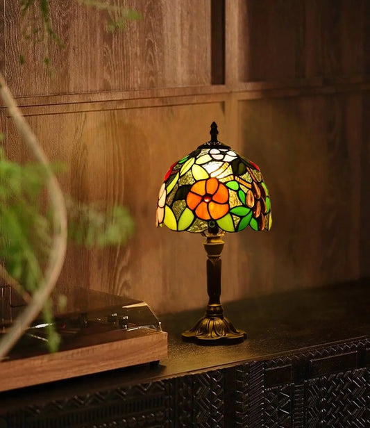 Tiffany-Style Table Lamp Stained Glass Bedside Lamp for Living Room Bedroom Traditional Desk Light 14.5'' H Multi-Color